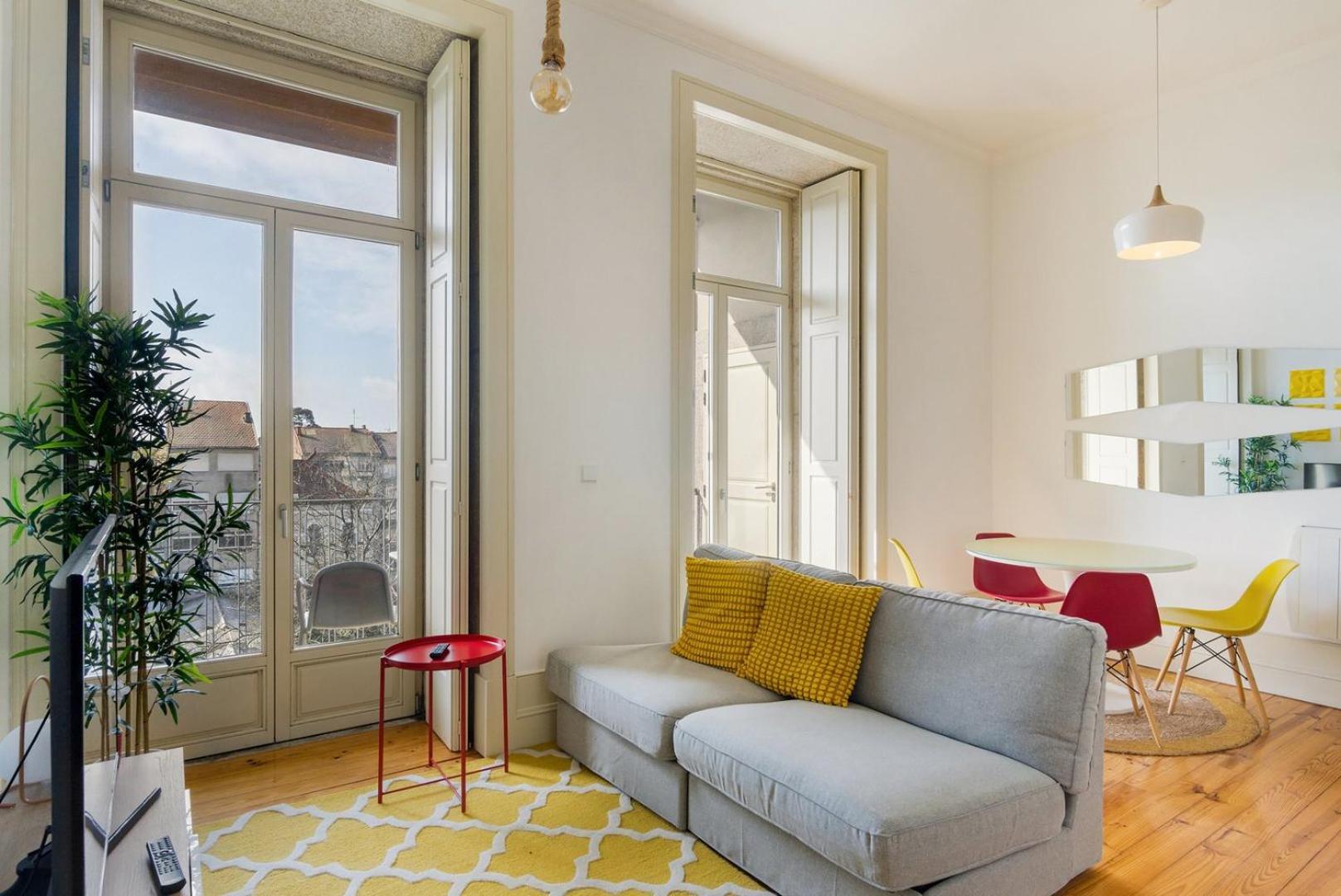 Guestready - Urban Oasis With Private Balcony Leilighet Porto Eksteriør bilde